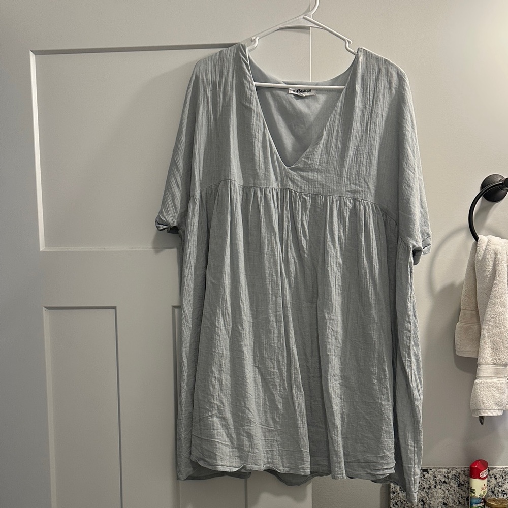 MACARON Light Grey V-Neck Oversized Tunic Dress